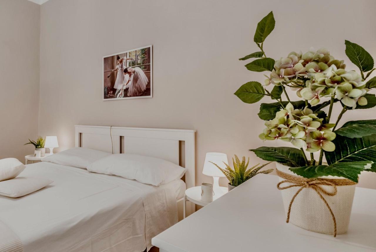 Domus Camilla Apartment Rome Exterior photo